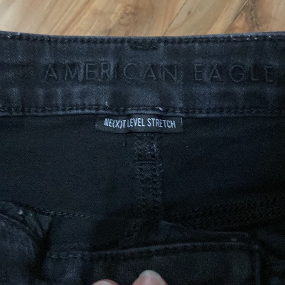 American Eagle Destroyed Super Hi-Rise Next Level Stretch Black Jegging - Picture 2 of 5